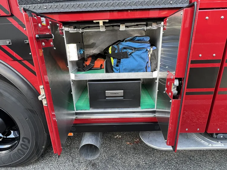 Pierce Velocity Aerial exterior view, photo 12 of 51