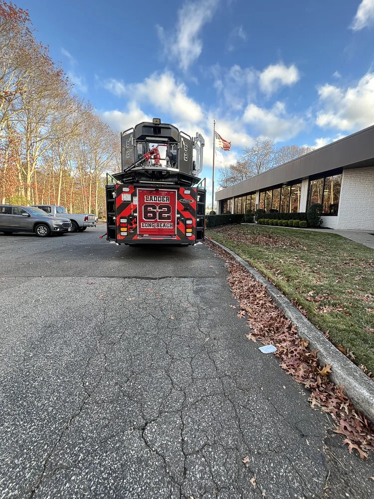 Pierce Velocity Aerial exterior view, photo 51 of 51