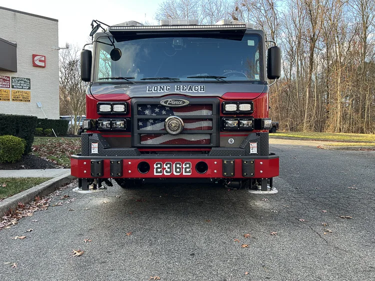 Pierce Velocity Aerial exterior view, photo 7 of 51