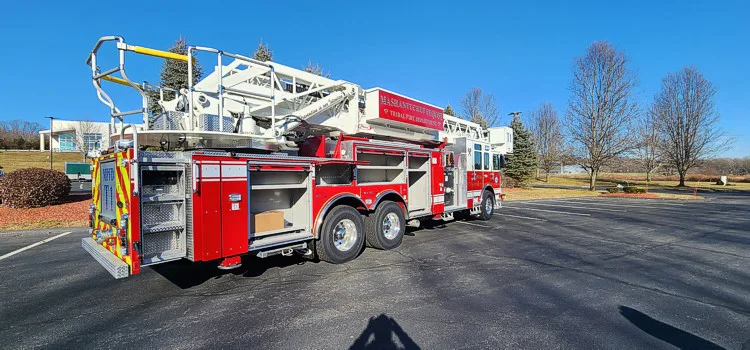 Pierce Enforcer Aerial exterior view, photo 22 of 42