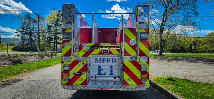 Pierce Enforcer Pumper exterior view, photo 15 of 44