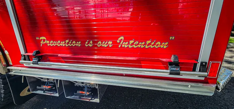 Pierce Enforcer Pumper exterior view, photo 16 of 44