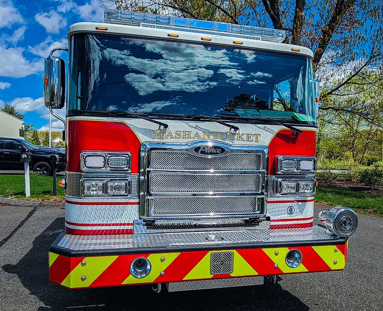Pierce Enforcer Pumper exterior view, photo 19 of 44