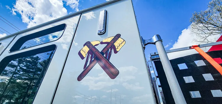 Pierce Enforcer Pumper exterior view, photo 22 of 44