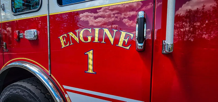 Pierce Enforcer Pumper exterior view, photo 23 of 44