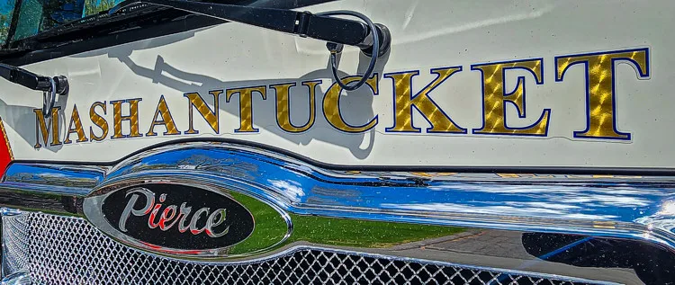 Pierce Enforcer Pumper exterior view, photo 25 of 44