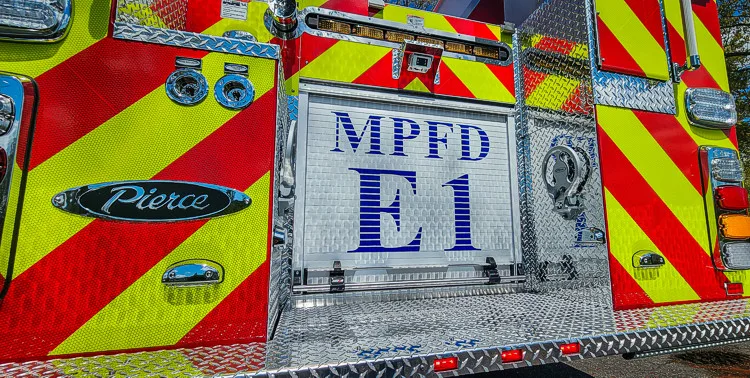 Pierce Enforcer Pumper exterior view, photo 28 of 44