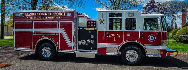 Pierce Enforcer Pumper exterior view, photo 29 of 44