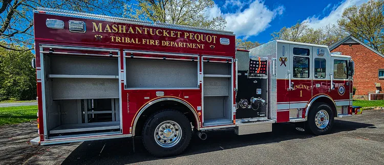 Pierce Enforcer Pumper exterior view, photo 30 of 44