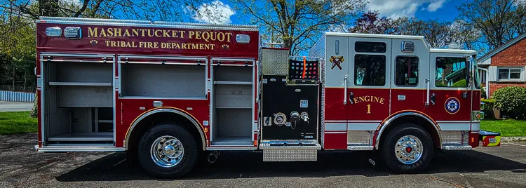 Pierce Enforcer Pumper exterior view, photo 32 of 44