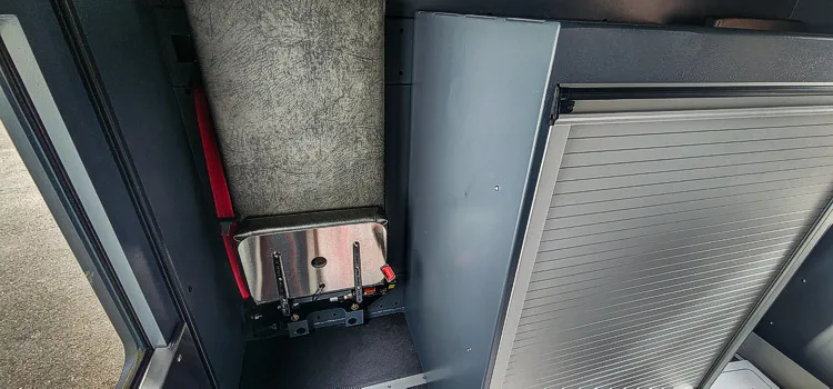 Pierce Enforcer Pumper exterior view, photo 40 of 44