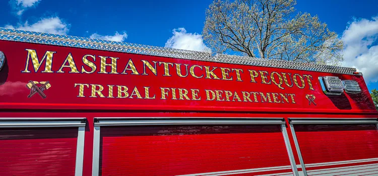 Pierce Enforcer Pumper exterior view, photo 5 of 44