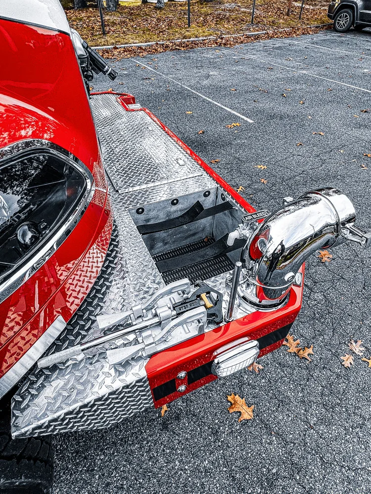 Pierce Freightliner Pumper exterior view, photo 19 of 38