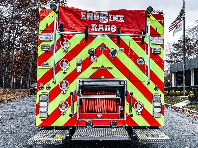 Pierce Freightliner Pumper exterior view, photo 34 of 38