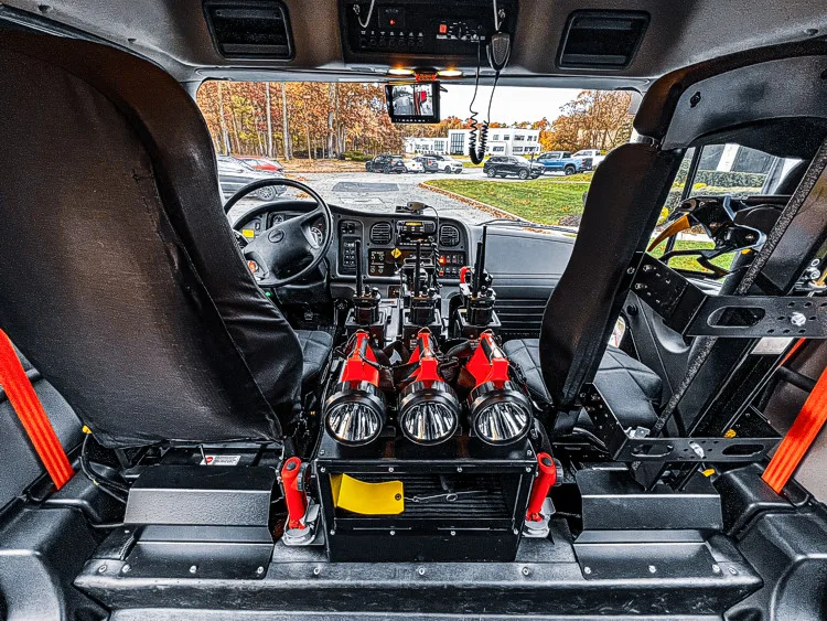 Pierce Freightliner Pumper exterior view, photo 35 of 38