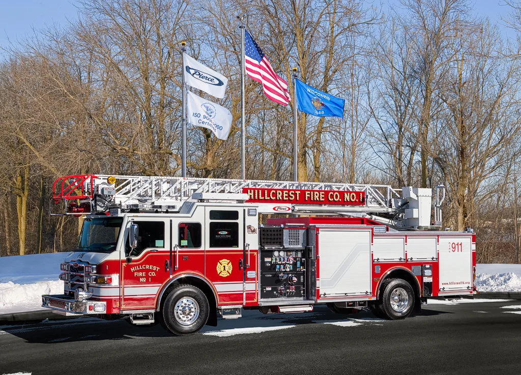 Pierce Velocity Aerial exterior view, photo 2 of 3