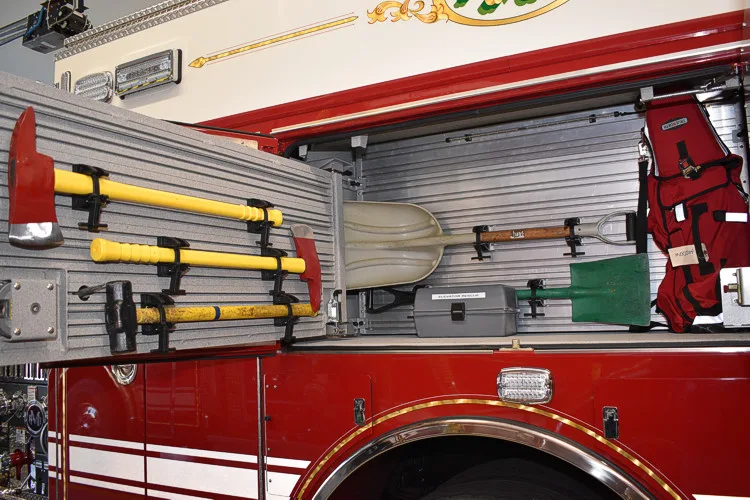 Pierce Arrow Rescue Pumper exterior view, photo 19 of 42
