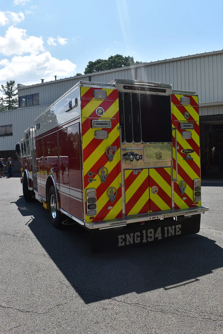 Pierce Arrow Rescue Pumper exterior view, photo 32 of 42