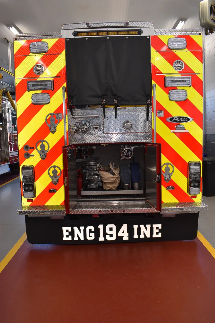 Pierce Arrow Rescue Pumper exterior view, photo 35 of 42