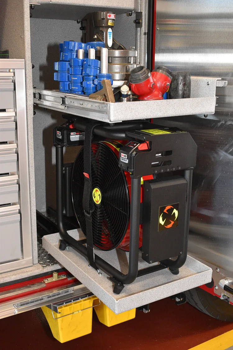 Pierce Arrow Rescue Pumper exterior view, photo 39 of 42