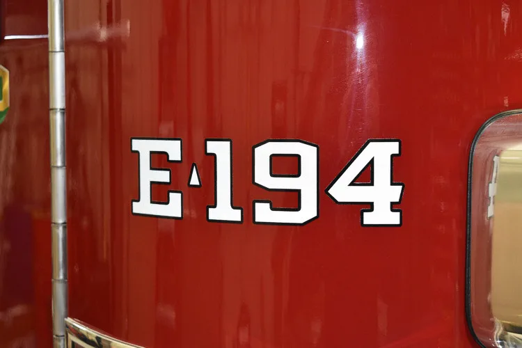 Pierce Arrow Rescue Pumper exterior view, photo 9 of 42