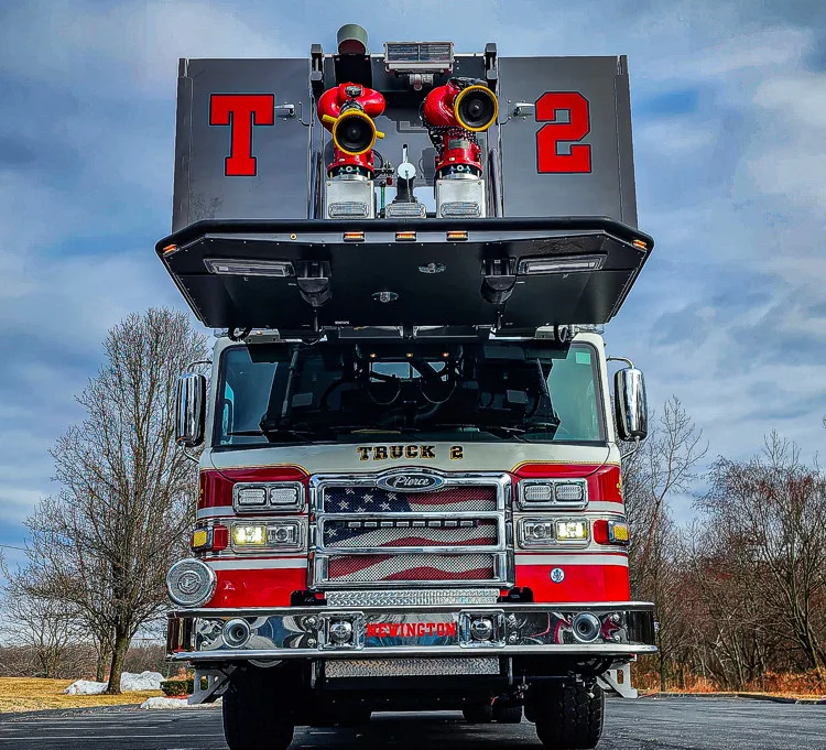 Pierce Velocity Aerial exterior view, photo 21 of 52