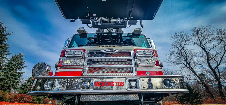 Pierce Velocity Aerial exterior view, photo 24 of 52