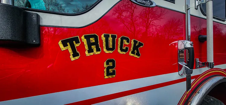 Pierce Velocity Aerial exterior view, photo 25 of 52