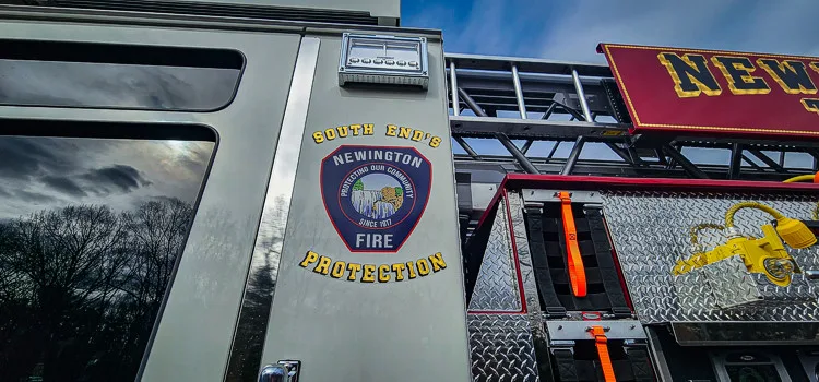 Pierce Velocity Aerial exterior view, photo 27 of 52