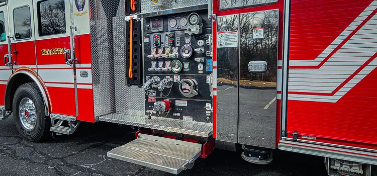 Pierce Velocity Aerial exterior view, photo 31 of 52