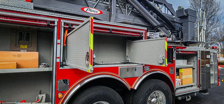 Pierce Velocity Aerial exterior view, photo 6 of 52