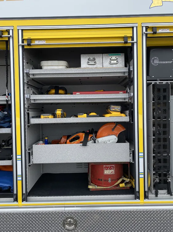 Pierce Dash Pumper exterior view, photo 20 of 34