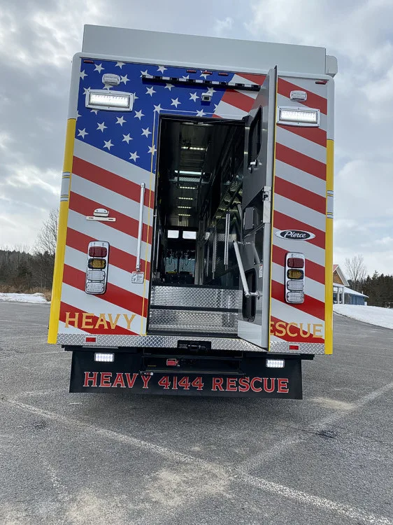 Pierce Dash Pumper exterior view, photo 26 of 34