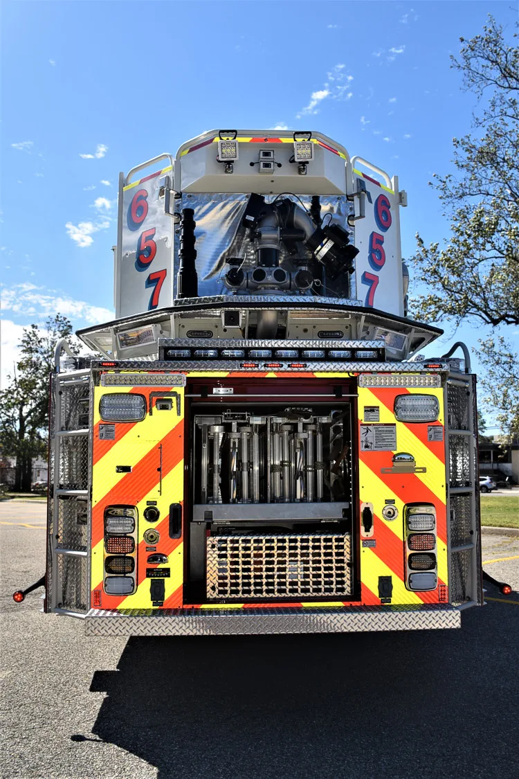 Pierce Velocity exterior view, photo 18 of 36