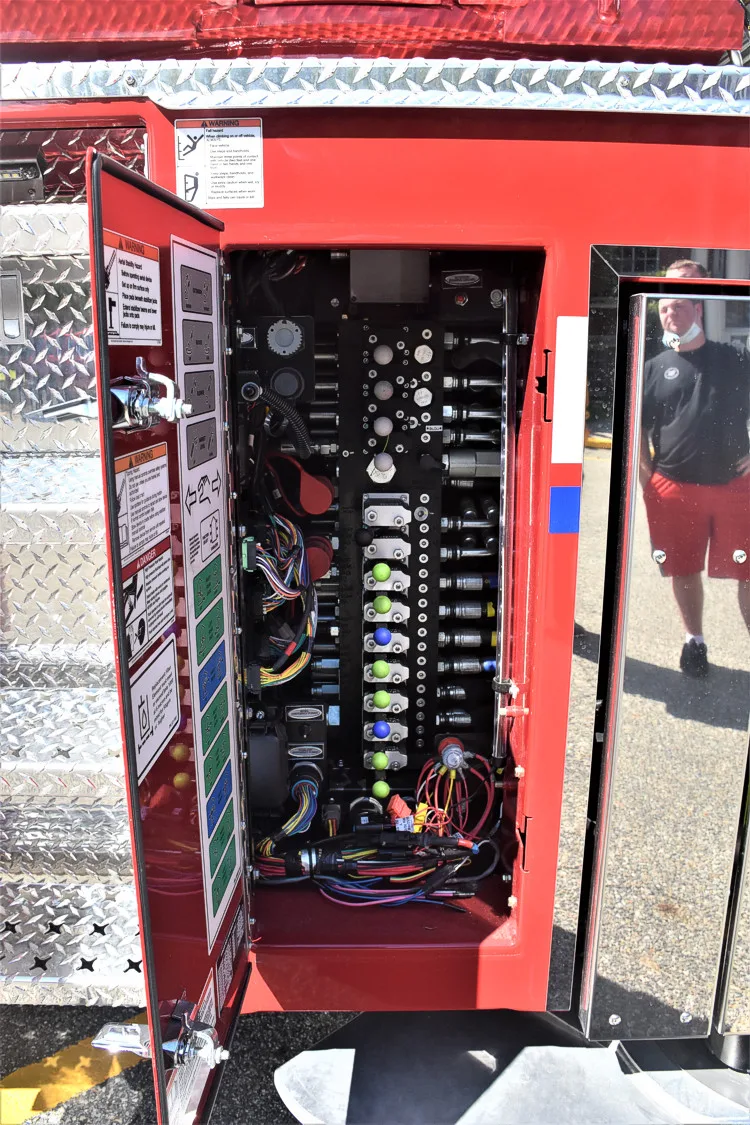 Pierce Velocity exterior view, photo 25 of 36