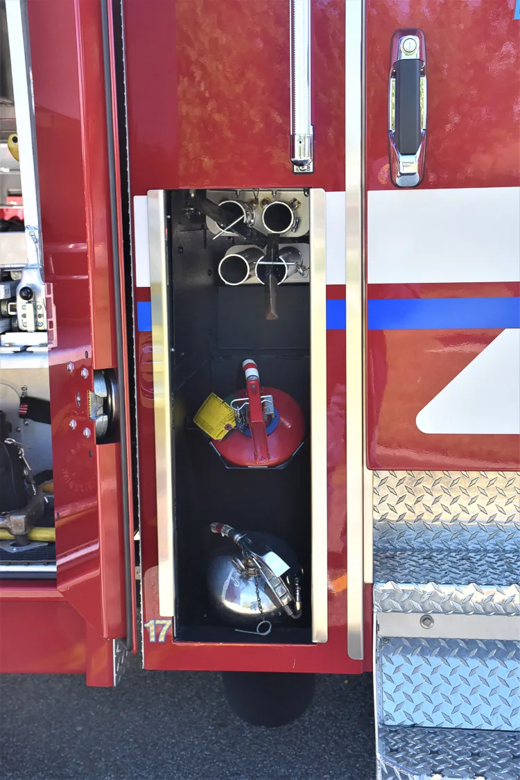 Pierce Velocity exterior view, photo 34 of 36