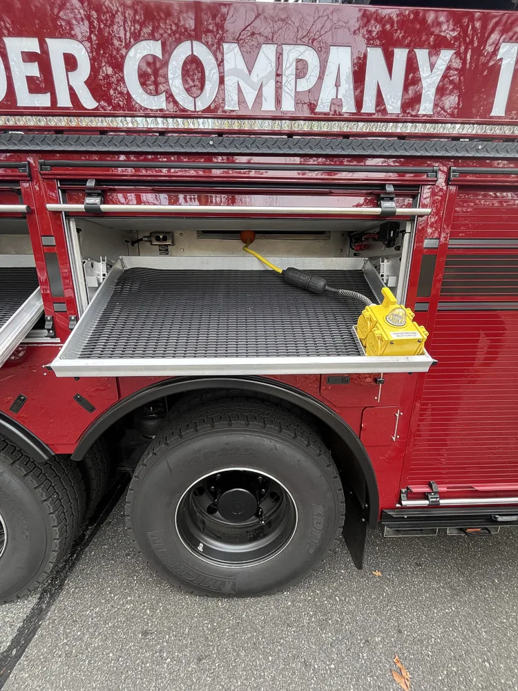 Pierce Enforcer Aerial exterior view, photo 16 of 36