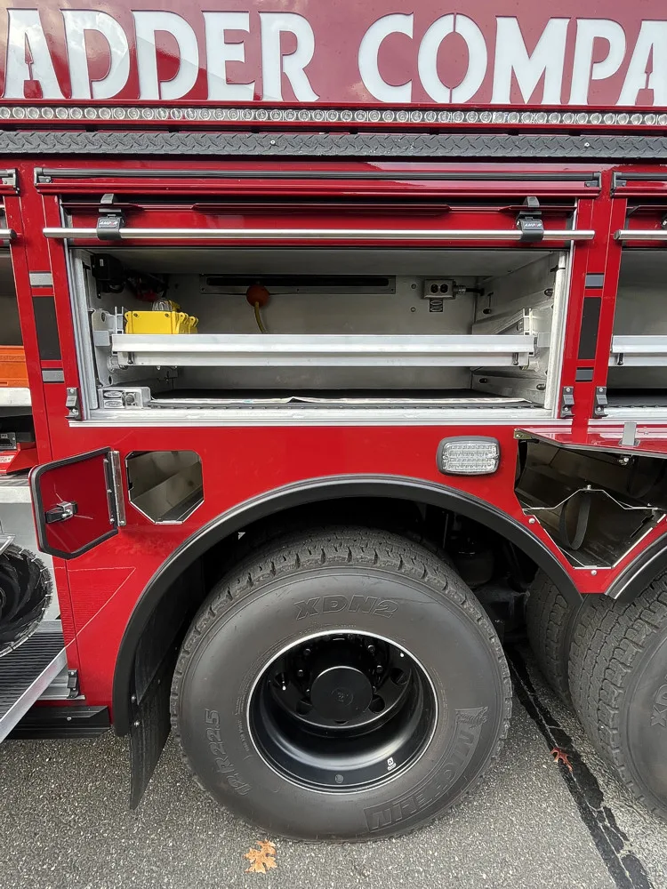 Pierce Enforcer Aerial exterior view, photo 25 of 36