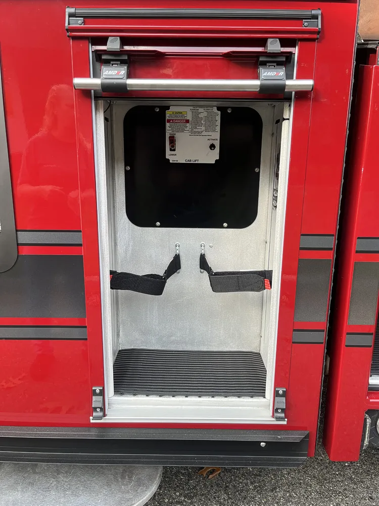 Pierce Enforcer Aerial exterior view, photo 30 of 36