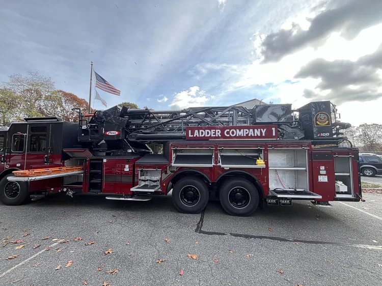 Pierce Enforcer Aerial exterior view, photo 5 of 36