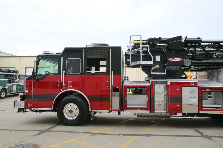 Pierce Velocity exterior view, photo 10 of 58