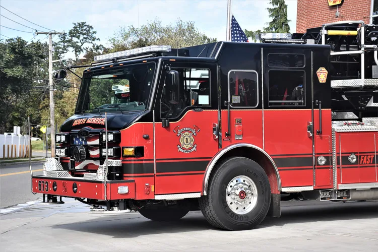 Pierce Velocity exterior view, photo 4 of 58