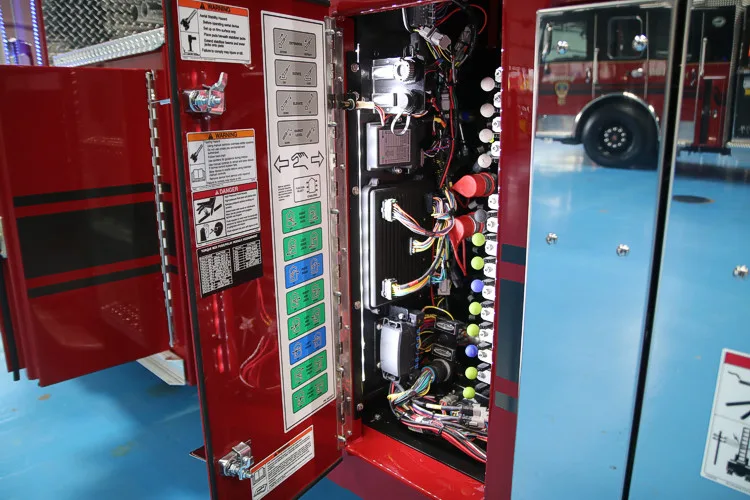 Pierce Velocity exterior view, photo 9 of 58