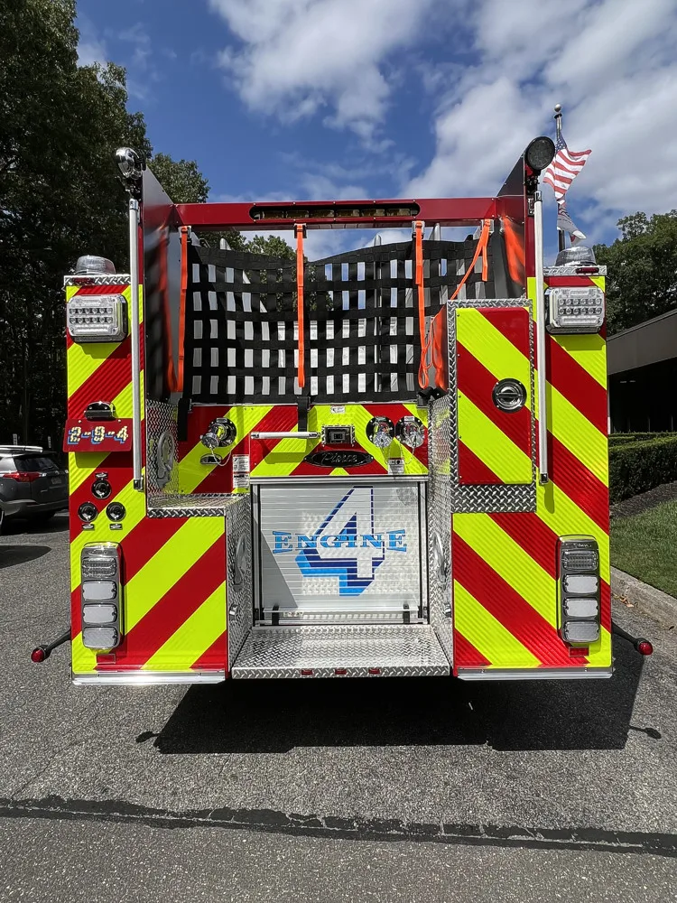 Pierce Enforcer Pumper exterior view, photo 11 of 35