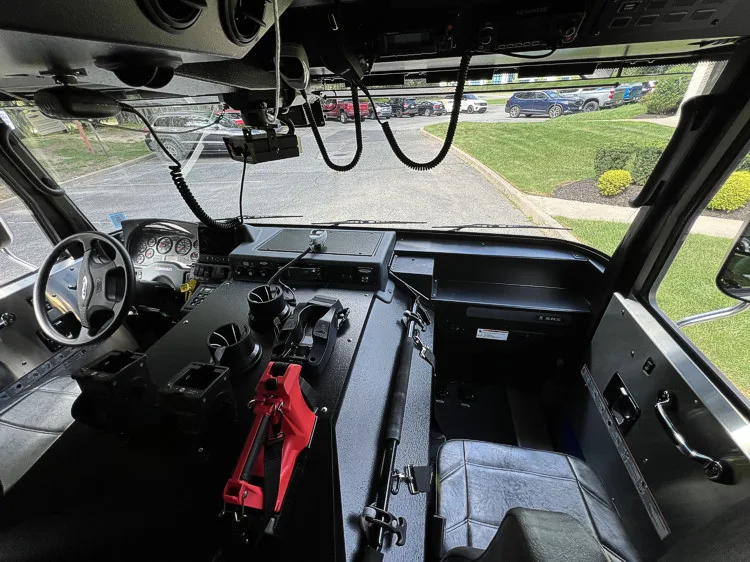 Pierce Enforcer Pumper exterior view, photo 30 of 35