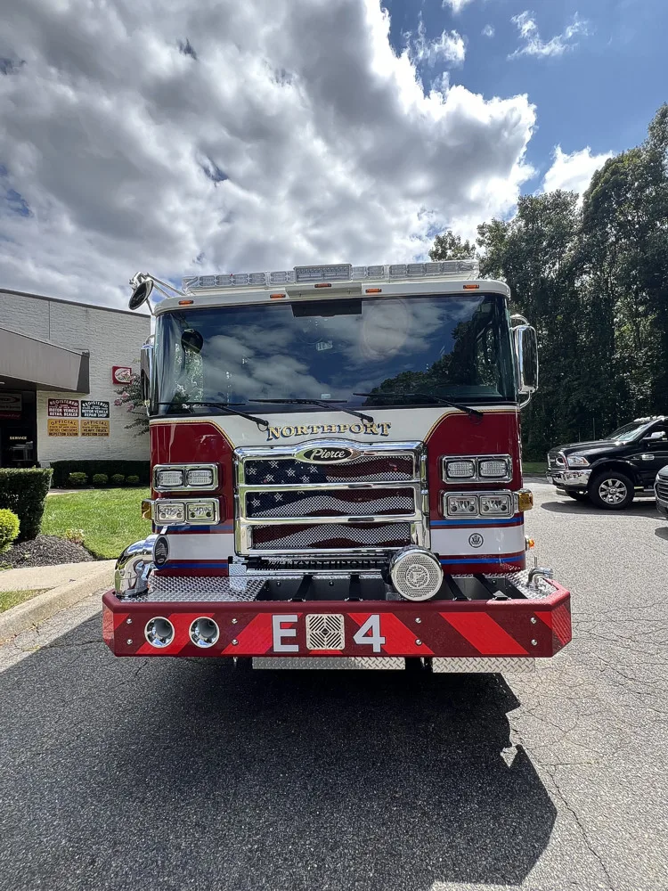 Pierce Enforcer Pumper exterior view, photo 6 of 35