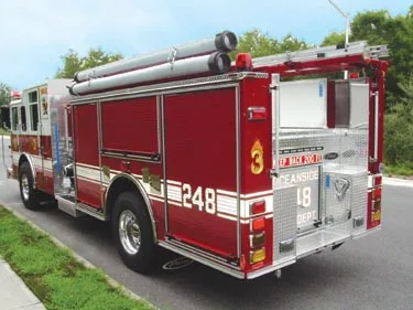 Rear-right profile showing side body and rear wheel area