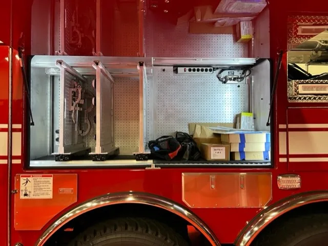 Pierce Velocity Aerial exterior view, photo 11 of 36