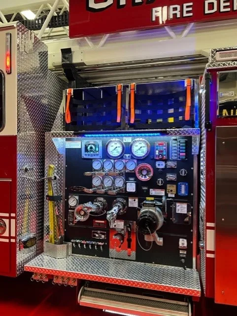 Pierce Velocity Aerial exterior view, photo 19 of 36