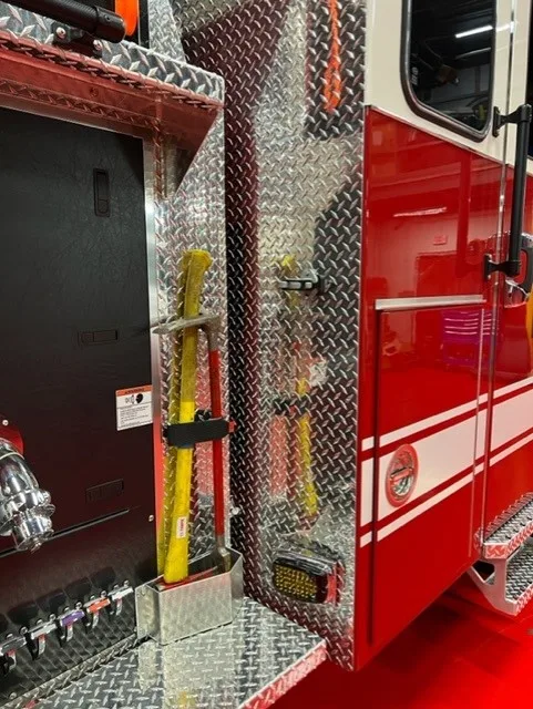 Pierce Velocity Aerial exterior view, photo 20 of 36